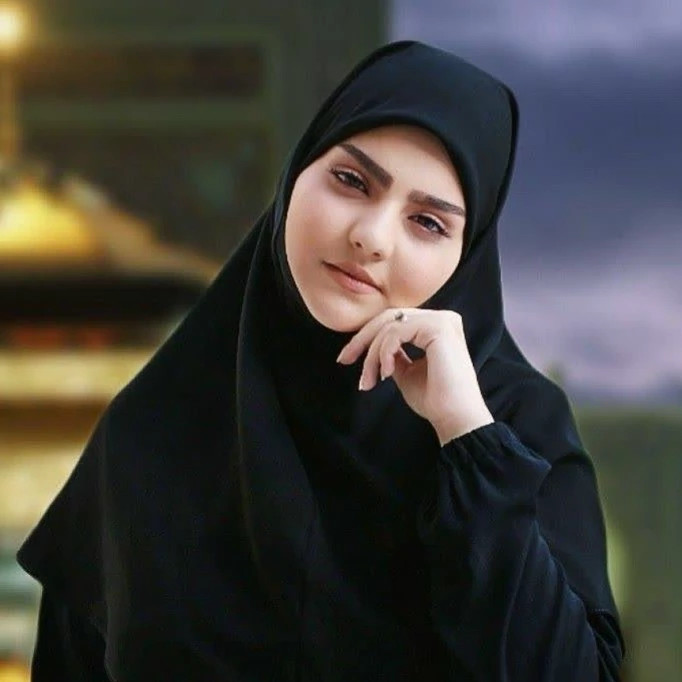 مقنعه چانه دار کویتی